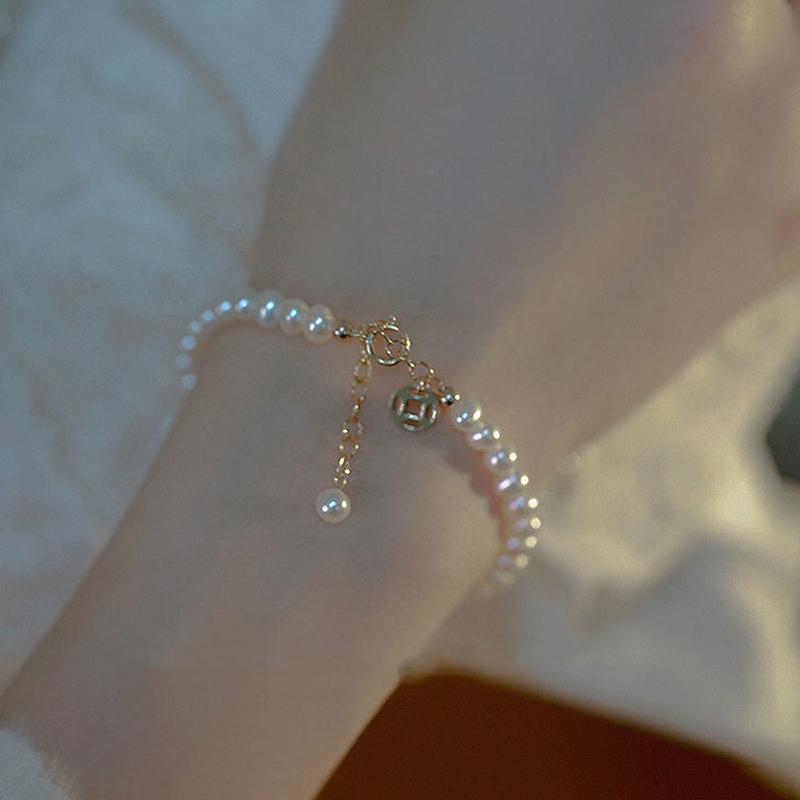 Imitation Pearl Hollow Copper Money Adjustable Bracelet For Elegant Hollow