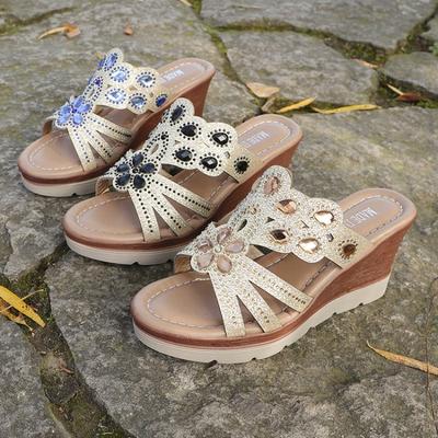 Модная женская обувь на танкетке с круглым носком, повседневные женские шлепанцы с открытым носком для комфорта, весенне-летние сандалии со стразами для вечеринок, большие размеры 35-43