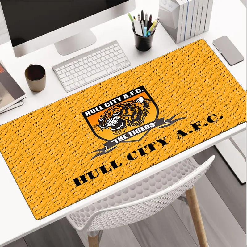 Strength And Courage Hull Throws Blanket Flannel Blankets Plush for Couch Bed Gifts for Men Women Travel picnic blanket Christmas fan gifts