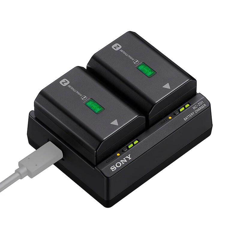 Sony BC-ZD1 Двухслотное зарядное устройство для аккумуляторов камеры CN-вилка (адаптер в комплекте)