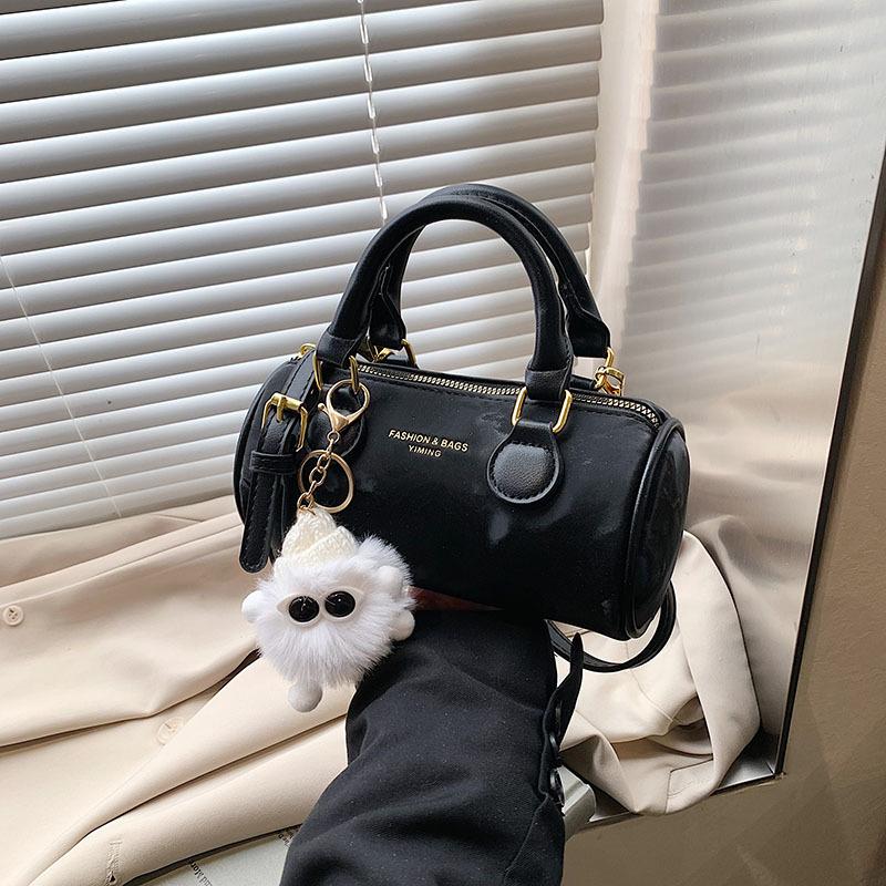 This Year, the Popular Small Bag Women's 2025 New High-end Casual Versatile Messenger Bag Fashion Handbag Cylinder Bag