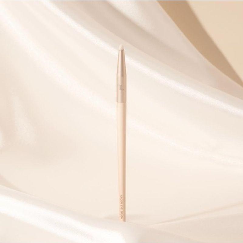 Tulip Under Eye Brush