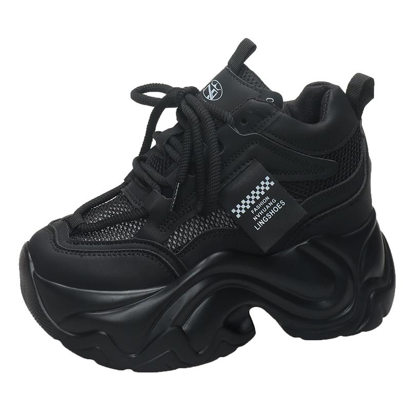 Модные женские кроссовки на высокой платформе, новые летние туфли на танкетке высотой 9,5 см, толстая подошва, кожаные туфли, осенние дышащие сетчатые кроссовки для женщин