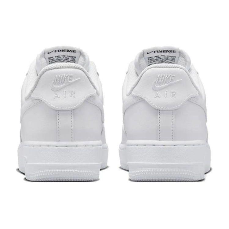 Nike Белые женские кроссовки Air Force 1 07 EasyOn DX5883-100