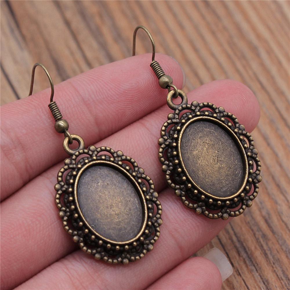 Drop & Dangle Earring Oval Ear Hook Glass Cabochon Base Setting Tray Vintage Jewelry SuppliesEarring Size 18x19mm QE017