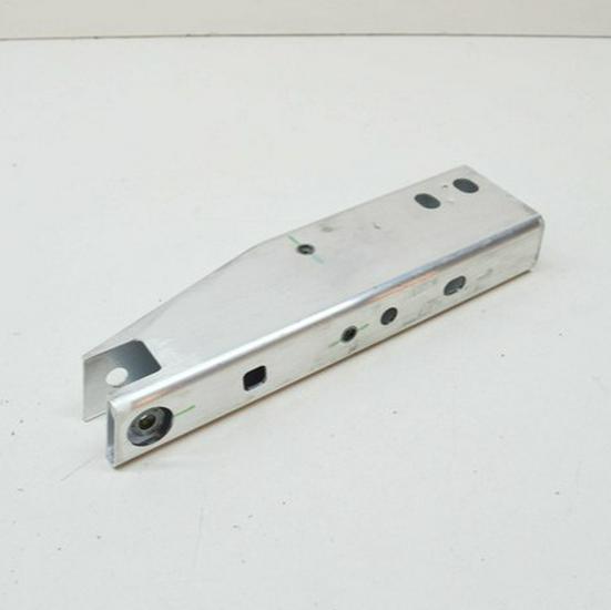 Кронштейн переднего бампера BMW 3 и 4 серии G80/G82 - 51118071605/51118071606