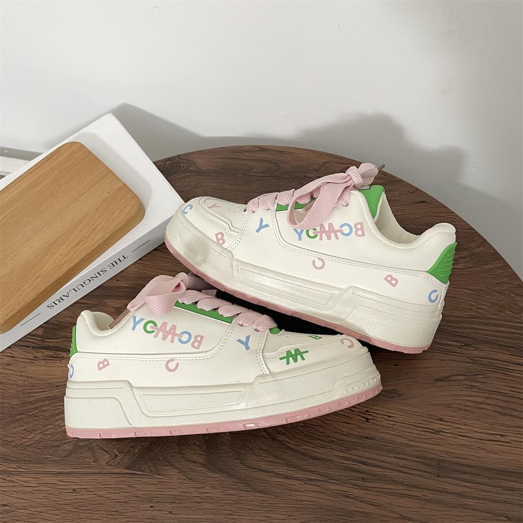 Модные повседневные низкие студенческие спортивные кроссовки Модные универсальные Новинка Буквы Граффити Толстая подошва Женская обувь Tenis De Mujer