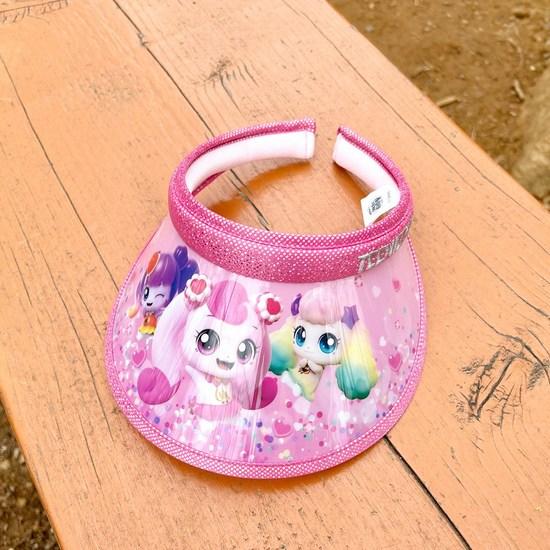 Haute Anjou Sweet and Sour Catch Tinip Dania Pin Cap, a Popular Character In Korea