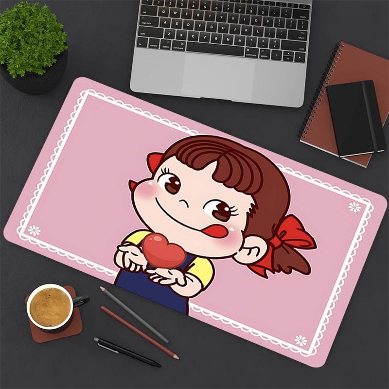 1PC Cartoon Heart Large Durable Mouse Pad Suitable for Office Desks, Gaming Desktops.Non-Slip Back P50