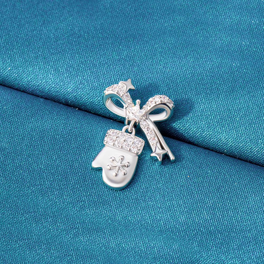 Рождественские серьги-пусеты из титановой стали Henson для девочек - На винтовой застежке, Дизайн высокого класса для мочки уха/хряща уха