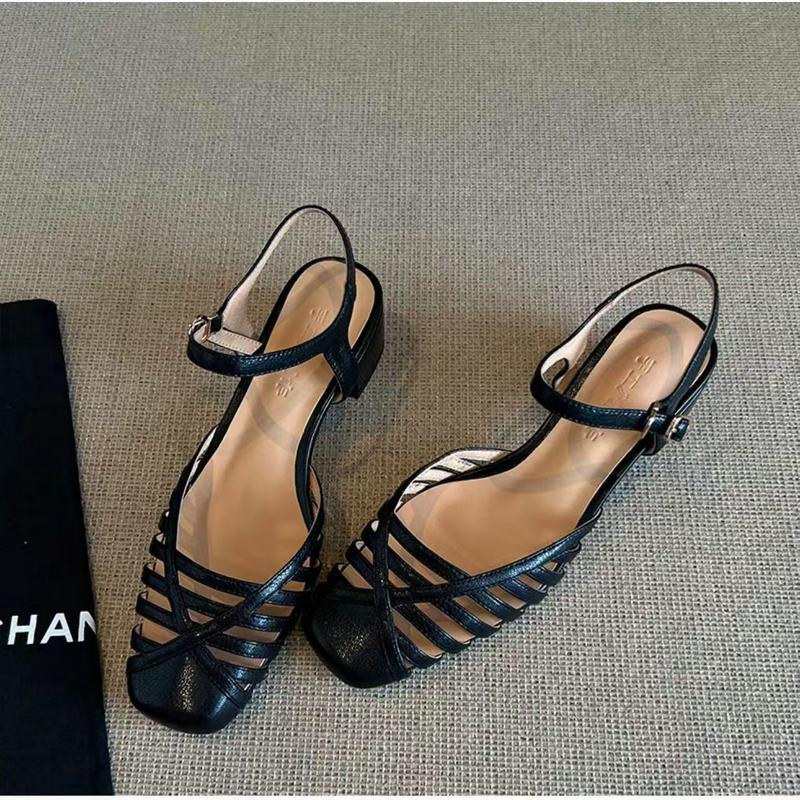 Women'S Middle Heel Sandals With A Combination Of Anti-Slip Thick And Thin Straps And A Hollowed-Out Buckle At The Back