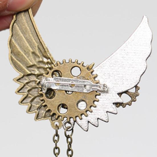 Unisex Steampunk Brooch Vintage Metal Pin with Gear And Wing Mechanical Scarf Lapel Pin for Women Men