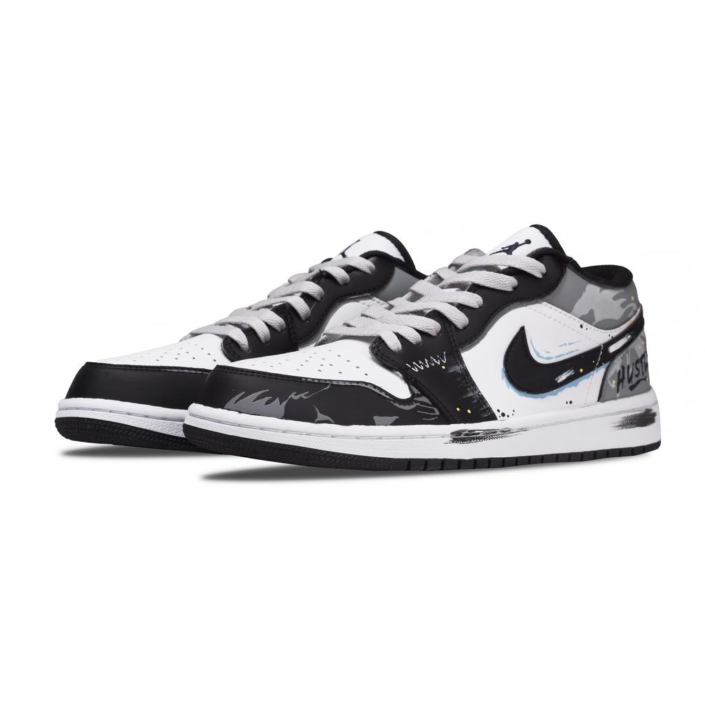 Jordan Air Jordan 1 Funi Скачущий с Funi Устойчивые к истиранию Низкие Винтажные Баскетбольные Кроссовки Унисекс Черно-белые 553558-132(Команда348-Фуни )