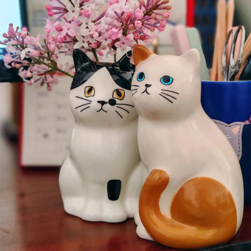 1PC Cute Cat-themed Vase Cat Pottery Multi-Functional Pen Holder Ceramic Cat Decor Cat Lover Gift Idea 6.7x6.3x12cm