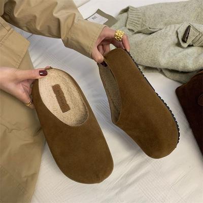 Мода 2024 года. Женские плюшевые теплые тапочки. Мокасины на среднем каблуке. Тапочки с закрытыми носками. Женские однотонные плюшевые хлопковые тапочки.