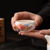 1 шт. Чашка для чая в китайском стиле с рыбой, белая керамическая чашка для кунг-фу, чайный набор, бытовая маленькая чашка, керамическая чайная посуда, подарок 2025 новинка