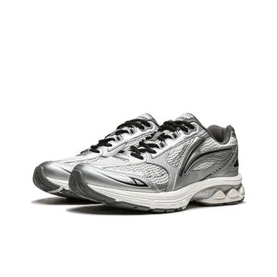 Женская обувь – Кроссовки