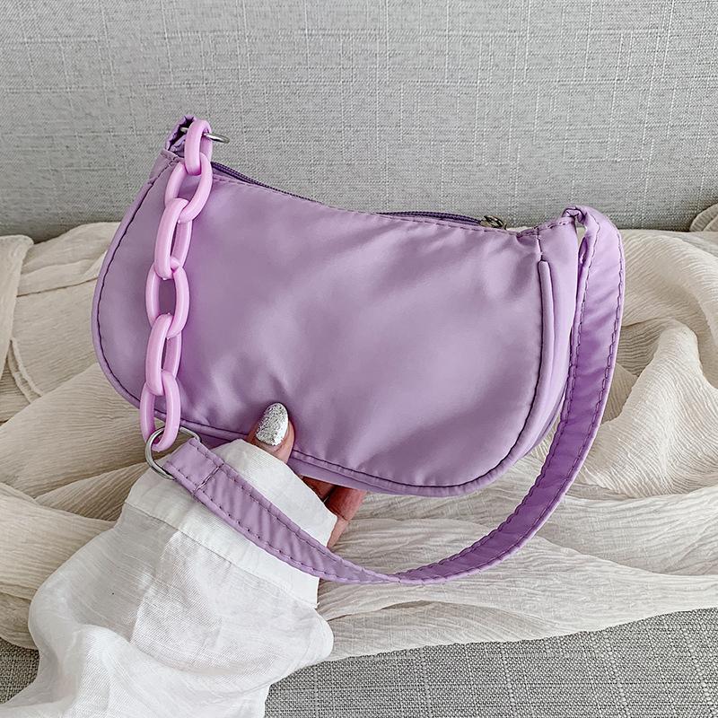 Женская сумочка на ремне