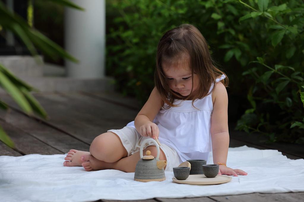 PLANTOYS JAPAN Классический чайный сервиз 3617