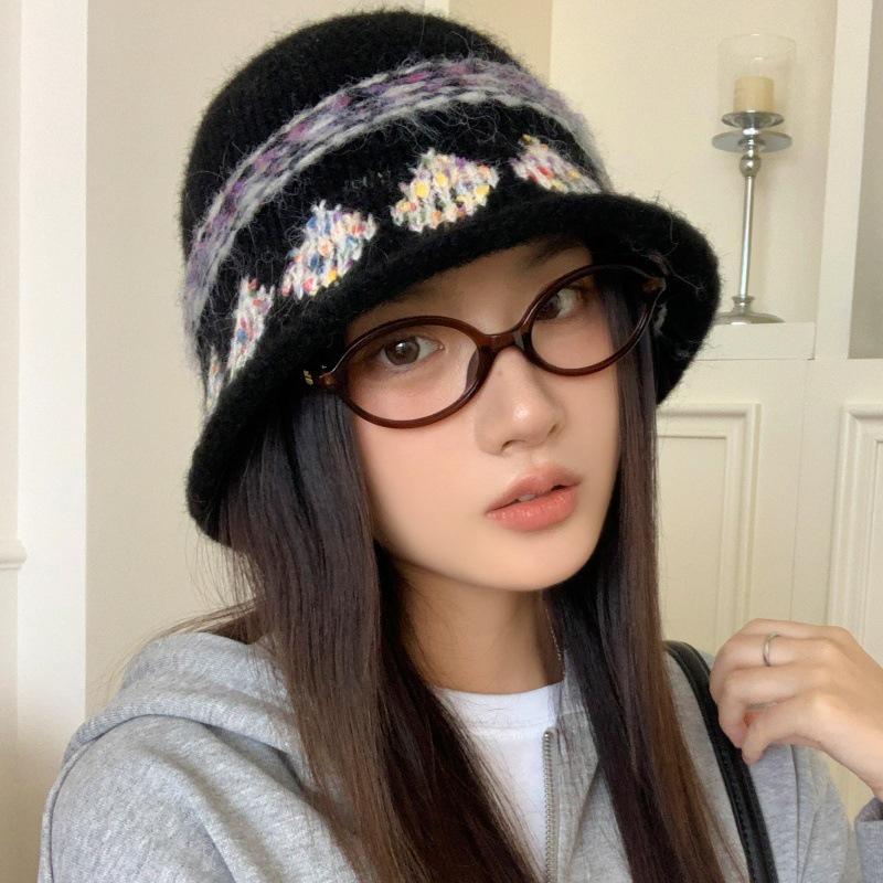 Вязаная женская шляпа-ведро из жаккардовой шерсти с узором Fair Isle 'Лепестки' - Повседневная облегающая модель для осени и зимы