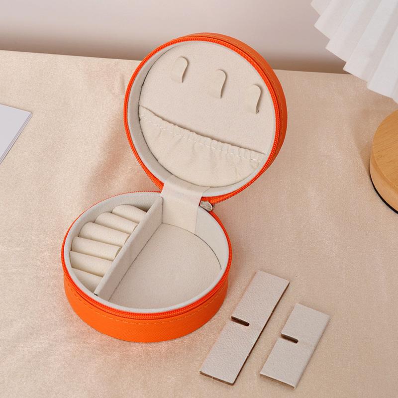 1 шт. Круглая коробка-органайзер для колец, серег, с мягкой подкладкой для ожерелий, шкатулка для драгоценностей для путешествий и подарков, устойчивая к царапинам, портативная