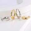Ретро металлические геометрические серьги INS нишевый дизайн текстура ушная пряжка легкая роскошь холодная простая ушная пряжка