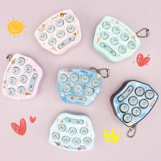 Game Console Mini Size Fall Resistant Plastic Game Machine Key Chain for Decoration