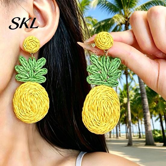 Three-dimensional Pineapple Earrings 1 Pair Handmade Raffia for Women, Boho Straw Hand-Woven Summer Beach Skirt Jewelry Dangle Earrings, Natural