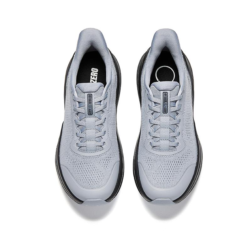 Anta Shining Pro 14 Classic Удобные Универсальные Износостойкие Дышащие Нескользящие Тренировочные кроссовки Мужские кроссовки Туманно-Серый Базовый-Черный 112617718-9