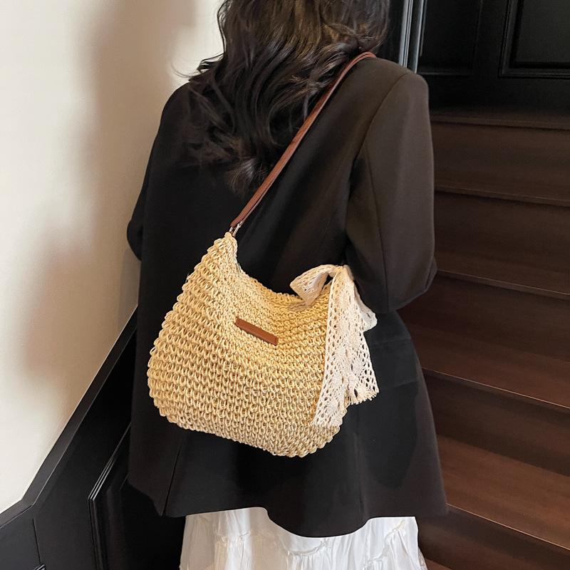 Crossbody Woven Straw Woven Bag for Women with Large Capacity New Summer Versatile Bucket Bag Seaside Vacation Beach Bag