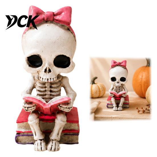 Skull Decor with Pink Bow Reading Book Ornament, Artistic Sculpture, Retro Aged Bone Texture Ornament Gothic Resin Figurine for Bookshelf Desktop