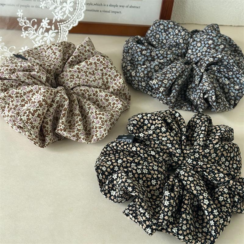 French Vintage Floral Print Hair Scrunchies Oversized Ruched Ponytail Holder Pastoral Style Elastic Hair Ties For Thick Hair