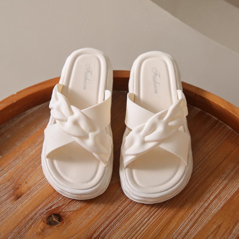 New Summer Fashion Flat Non-Slip Simple Women's Slippers
