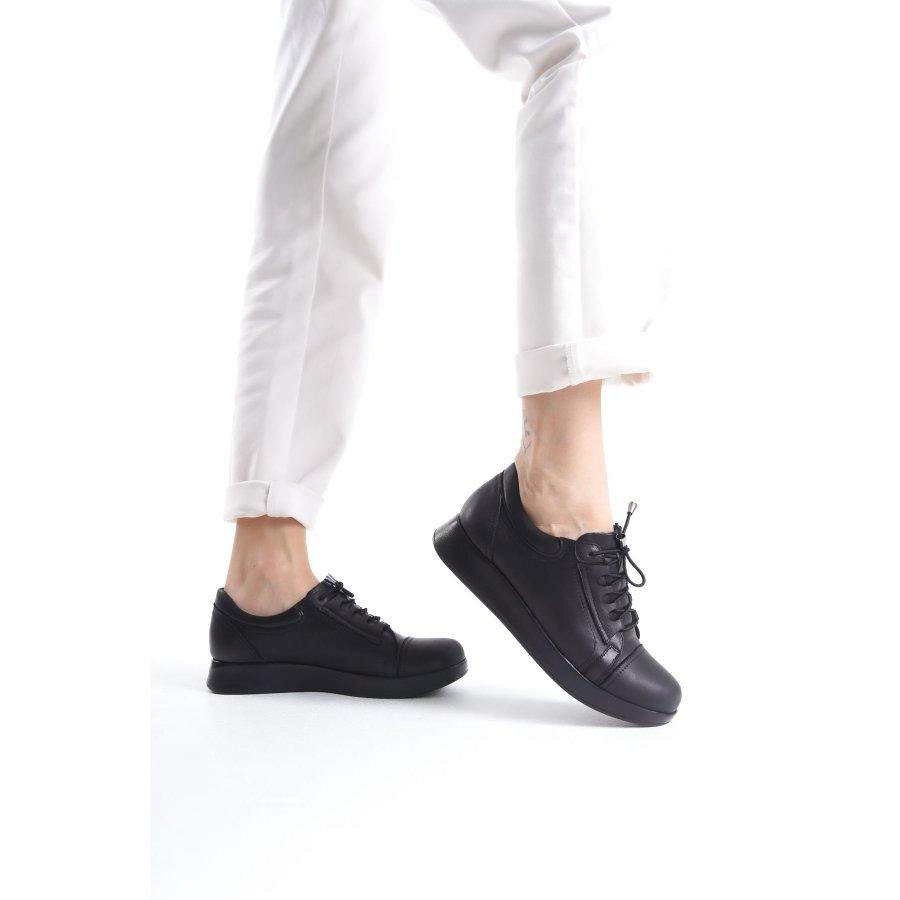 Женская повседневная спортивная обувь из натуральной кожи