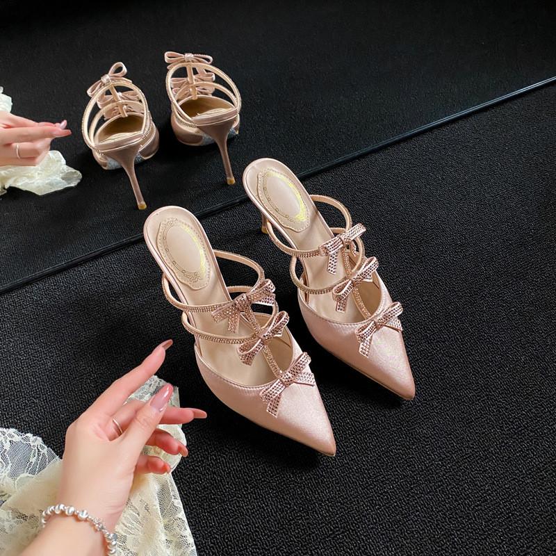 Модные Роскошные Туфли-лодочки из Сатина с Бантом из Стразов для Женщин Элегантные с Острым Носком Мэри Джейн Тонкий Высокий Каблук Мюли Модная Вечерняя Свадебная Обувь