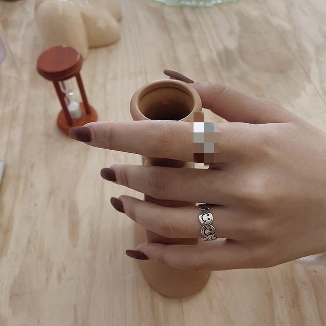ANENJERY Smiling Face Rings for Women Men Thai Silver Open Finger Rings Wholesale