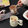 Керамическая чашка с тисненой толстой ручкой во французском стиле, высококачественная бытовая чашка для воды, кружка, изготовленная по технологии подглазурной росписи, подарок на день рождения