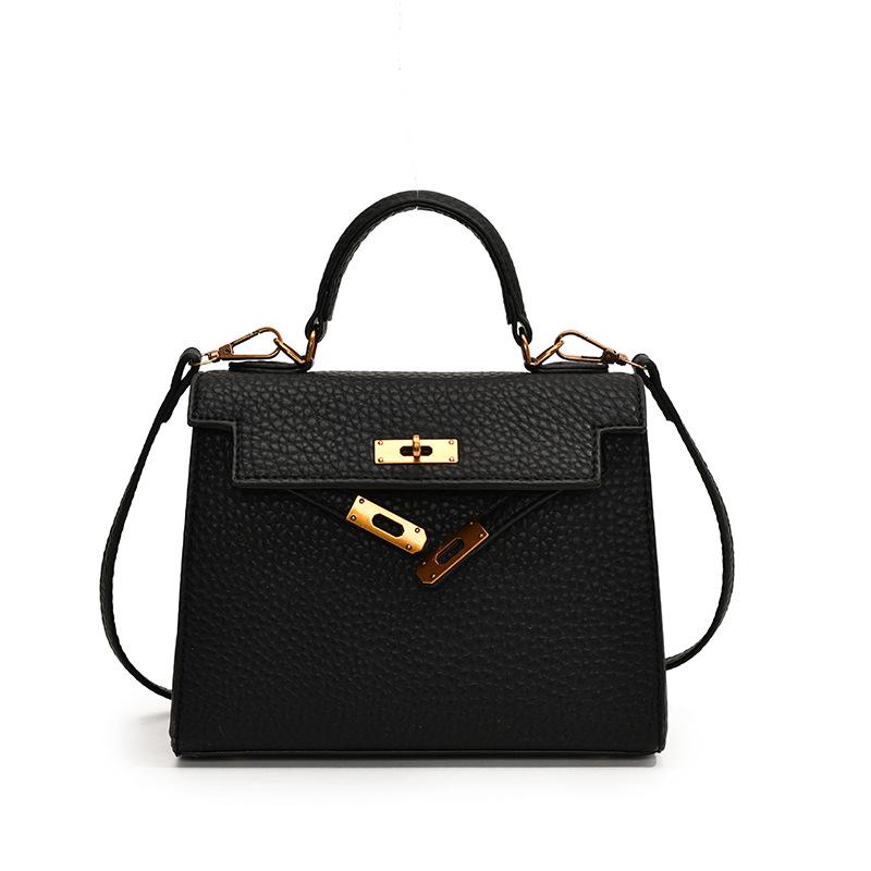 Ретро трендовая женская сумка 2025 новая осенняя модная повседневная маленькая квадратная сумка высококлассная сумка через плечо