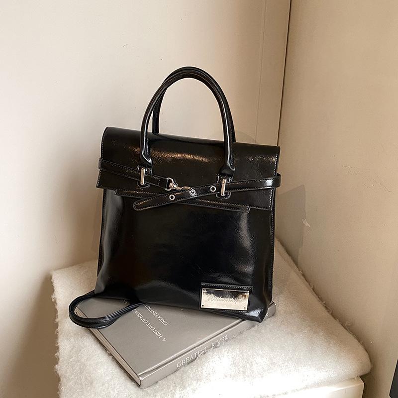 Рюкзак женский рюкзак 2025 новый модный дорожный нишевый рюкзак из высококачественной кожи для отдыха, путешествий, школьный