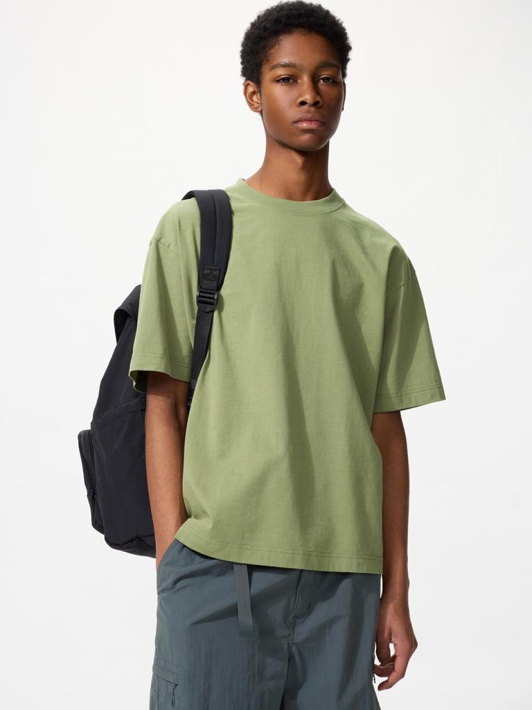 Uniqlo Короткая футболка свободного кроя