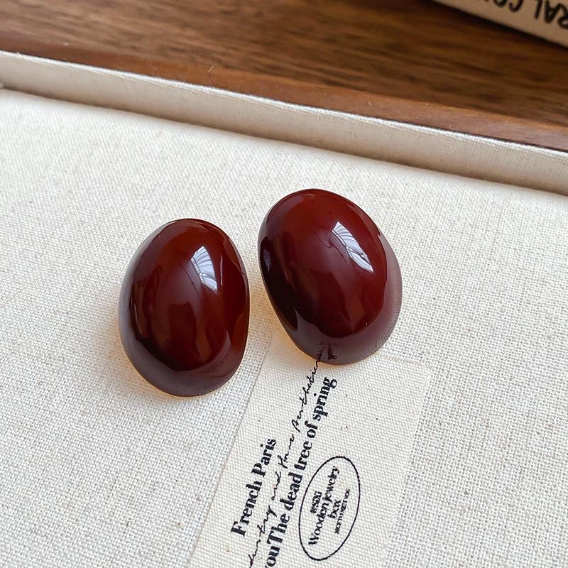 Ankara Red Stud Earrings: Silver Needle Drip Oil, Simple and Versatile Fashion for Women.