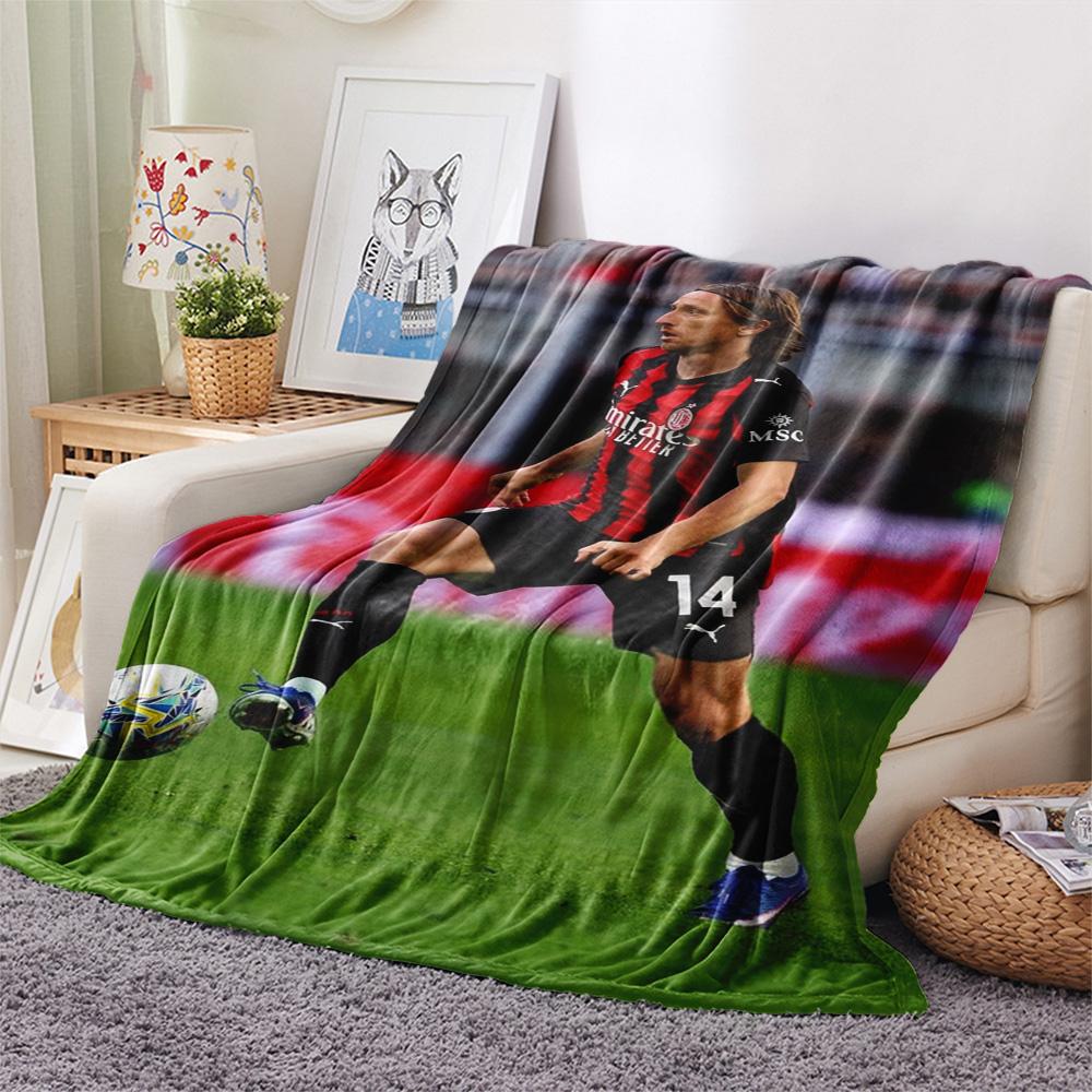 AC Milan Football Player Match Print Flannel Throw Blanket, Soft Warm Sofa Bed Cover, Soccer Fan Home Decor Blanket