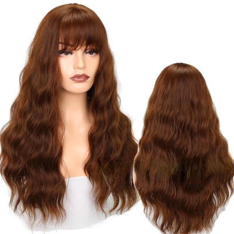 Женская мода с длинным вьющимся париком с челкой