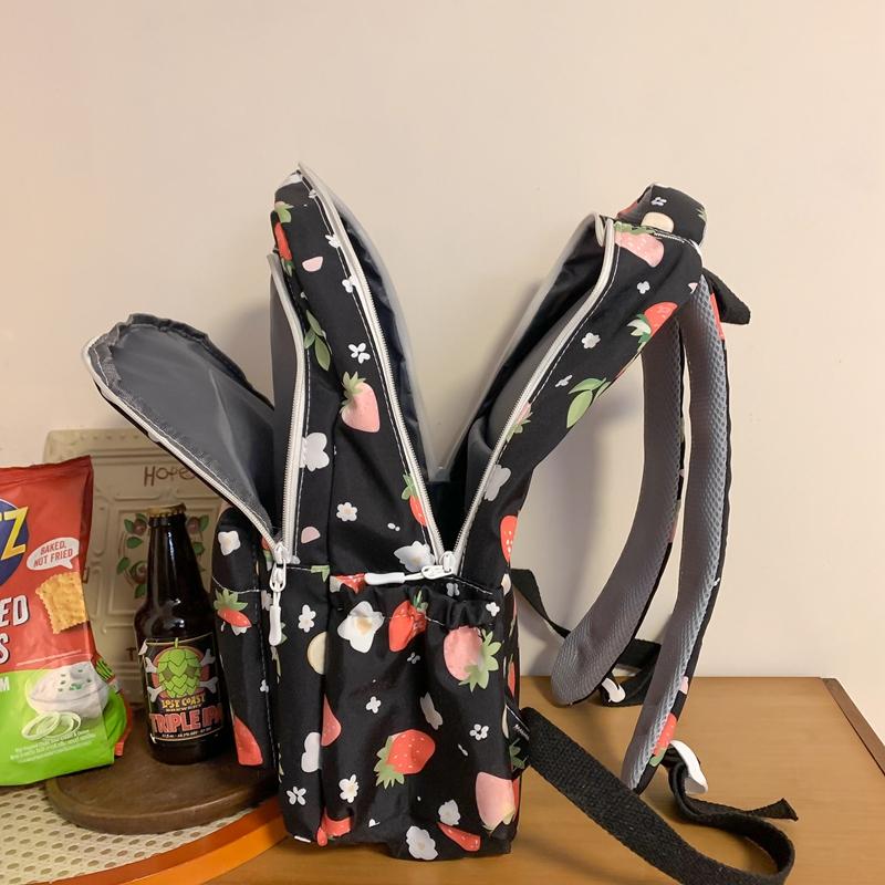 Рюкзак Студенческий школьный женский рюкзак с клубничным принтом