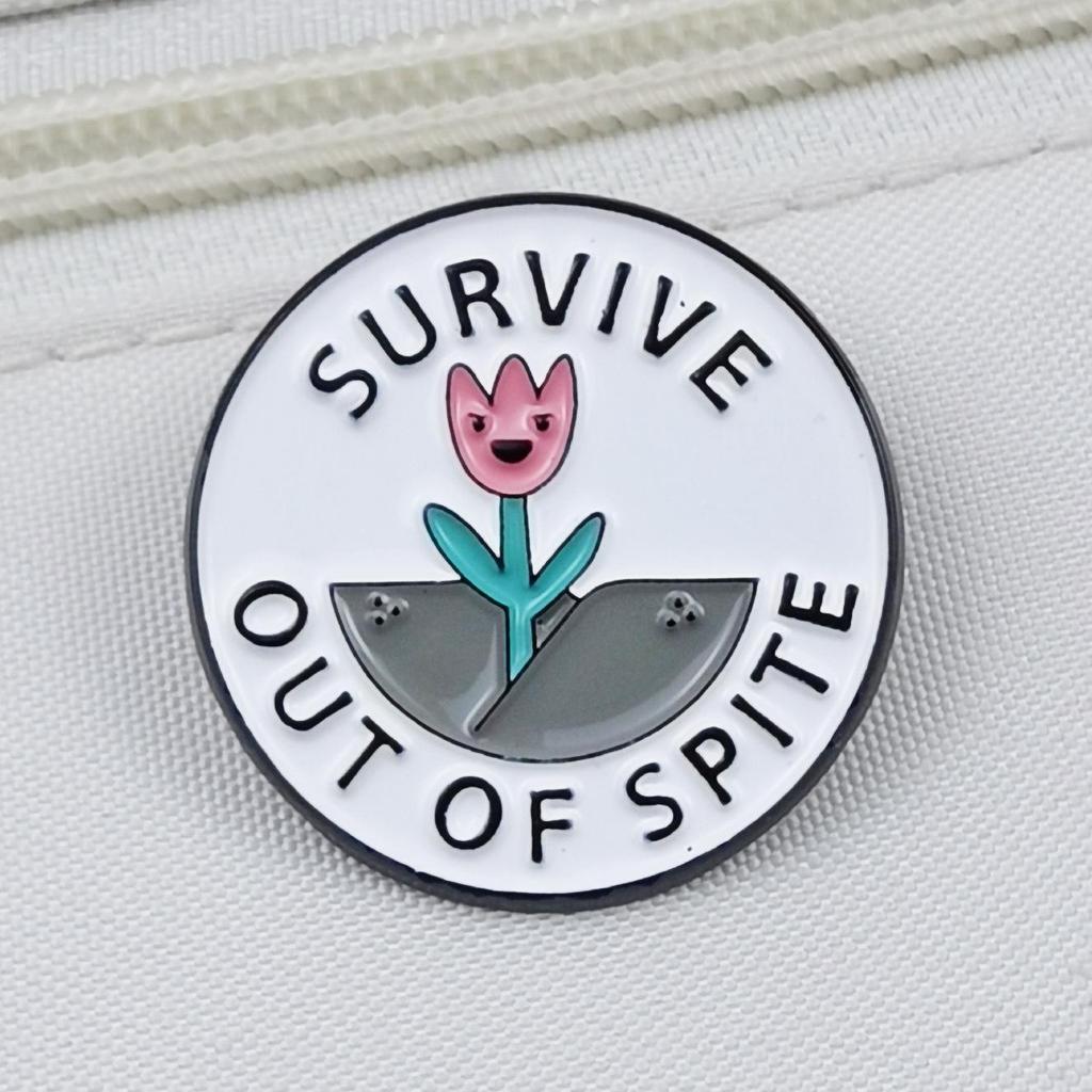 Smiling Flower Pattern Enamel Brooch - Cute Round Alloy Badge Ornament