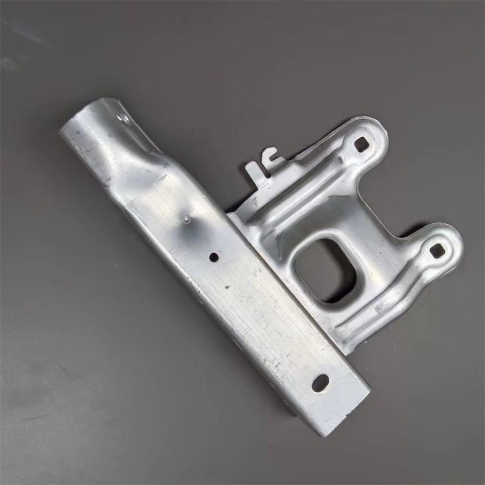 1Pcs Front Left Bumper Bracket 51117266193 For BMW 328i 330i 335i 340i xDrive