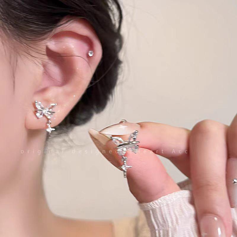 ДНК сердцебиения: Серебряные серьги-бабочки со звездой и цирконом - Нишевая роскошь, клипсы для непроколотых ушей