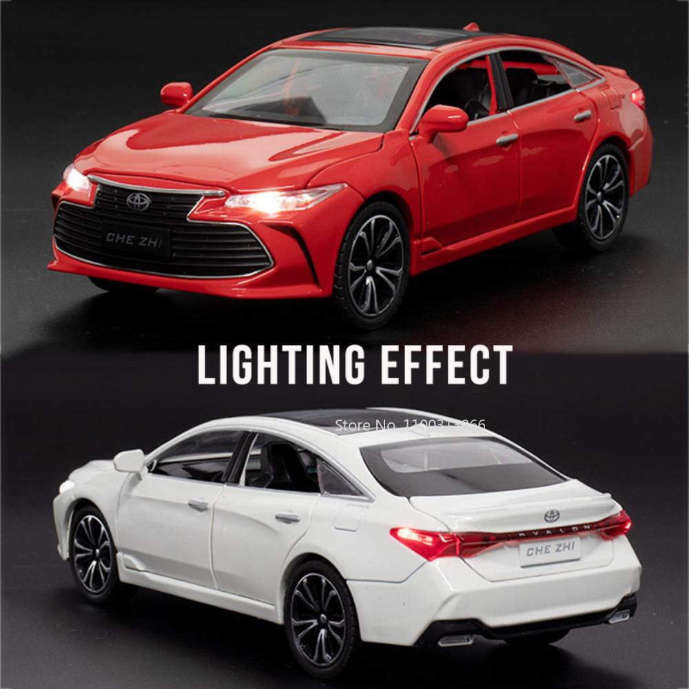 Литая под давлением модель автомобиля Toyota Avalon в масштабе 1/24, игрушечный автомобиль с откатным механизмом со звуком и светом для детей, коллекция подарков для мальчиков и девочек
