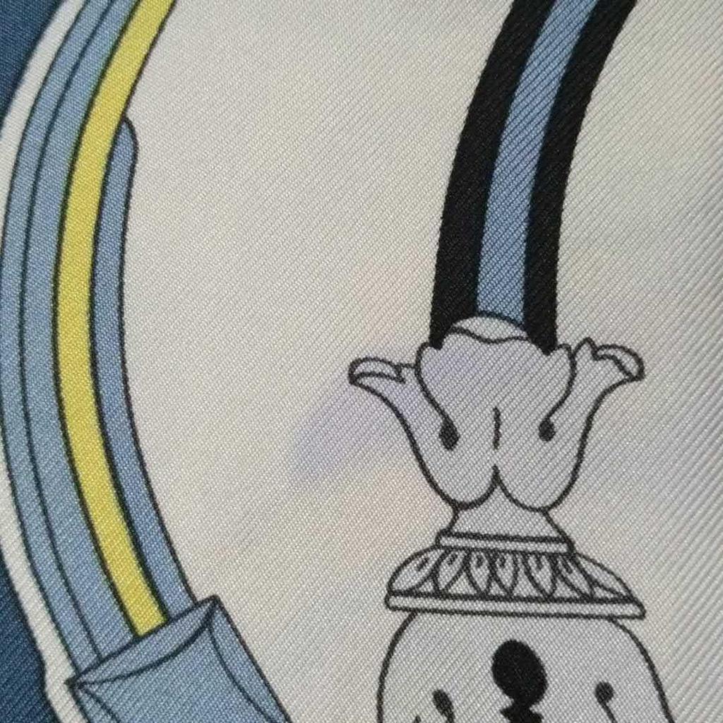 Б/у Женский платок HERMES