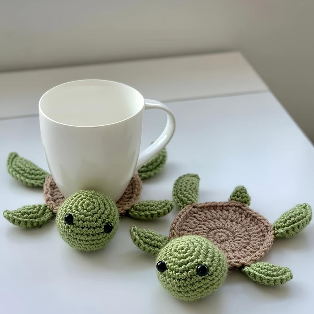 2pcs Handmade Crochet Turtle Coasters Set Fun Animal Mug Rugs Creative Knitting Housewarming Gift for Daughter Mom Teacher Unique Home Decor